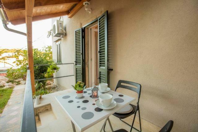 Season4All Apartments Mali Losinj Luaran gambar